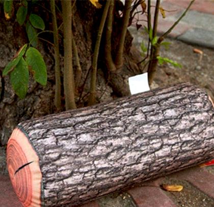 Imaginea din Pernă de lemn în formă de buștean