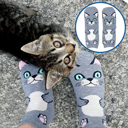 Imaginea din Șosete vesele cu pisicuță - gri