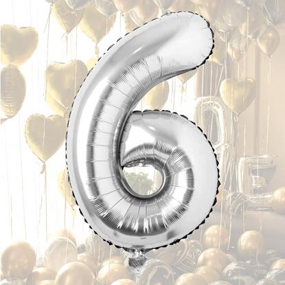 Imaginea Baloane umflate cu aer în formă de cifre maxi argintii