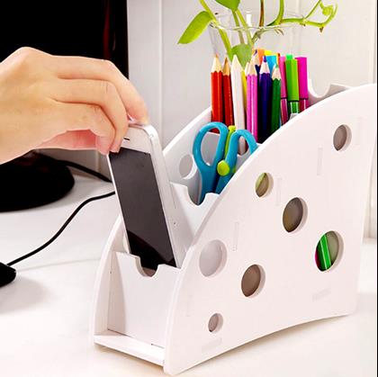 Imaginea din Organizator accesori electronice