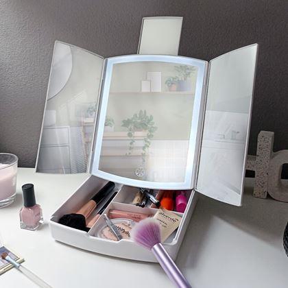 Imaginea din Oglindă cosmetică pliabilă cu iluminare LED