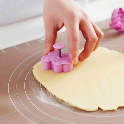 Imaginea din Decorațiuni de Crăciun cu timbru pentru biscuiți (set 4 bucăți)