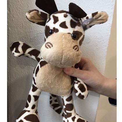 Imaginea din Ghiozdan cu jucărie de pluș - girafă