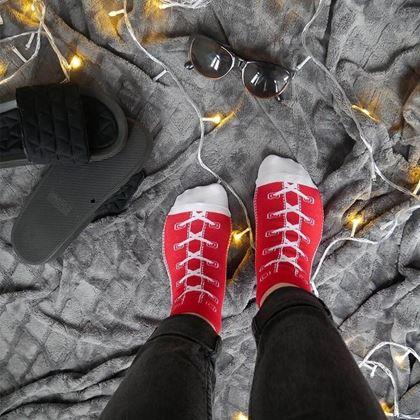 Imaginea din Sosete fericite pantofi sport - roșii