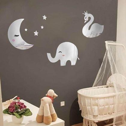 Imaginea din Oglindă pentru camera copiilor - lebădă