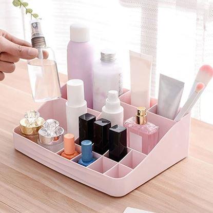 Imaginea Organizator cosmetic simplu și bine structurat