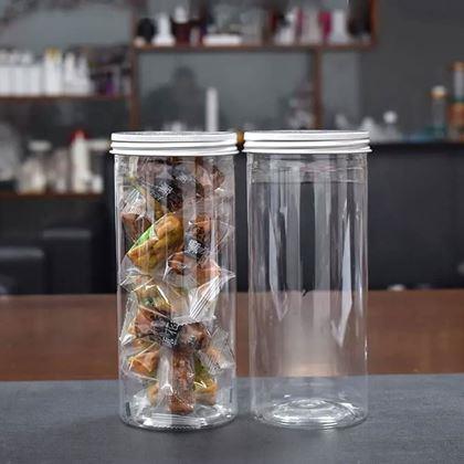 Imaginea din Recipient transparent pentru alimente 20 cm