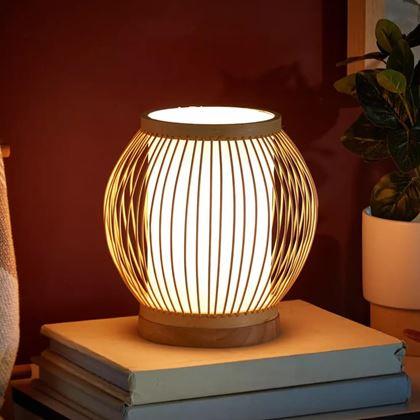 Imaginea din Lampă de masă din bambus cu bec LED