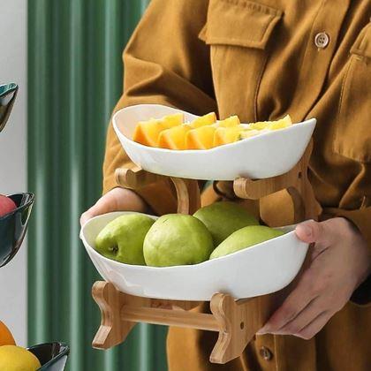Imaginea din Stand din lemn cu două etaje, cu boluri pentru fructe și alimente