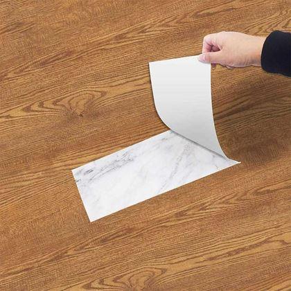 Imaginea din Folie autocolantă pentru mobilier și podea 3m - stejar rustic