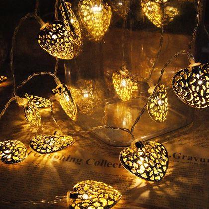 Imaginea din Ghirlandă LED luminoasă - inimi de metal