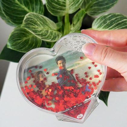 Imaginea din Rama foto/glob de zăpadă în formă de inimă