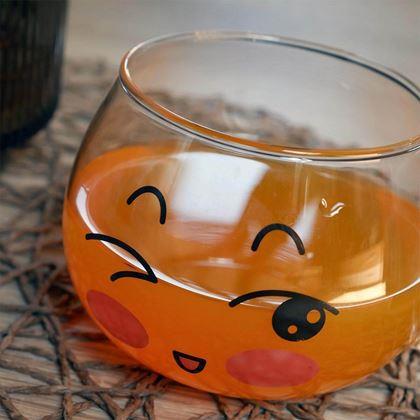 Imaginea din Cana emoji - clipind din ochi