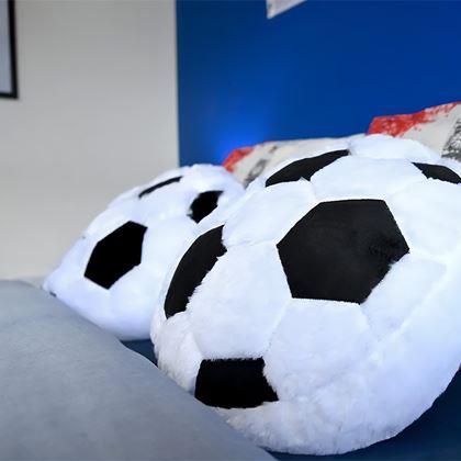 Imaginea din Pernă - minge de fotbal