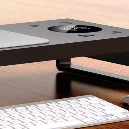 Imaginea din Suport metalic pentru monitor cu porturi USB și încărcare wireless.