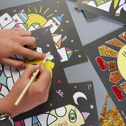 Imaginea din Cărți de colorat strălucitoare 15 buc