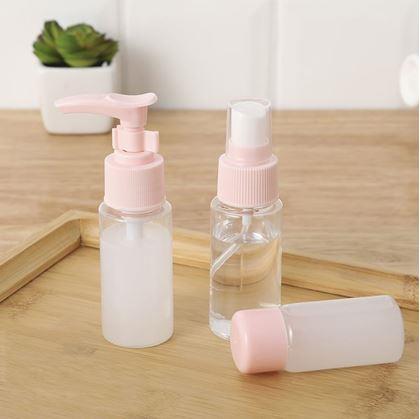 Imaginea din Set de sticluțe de voiaj pentru cosmetice în trusă pentru avion 50 ml