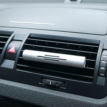 Imaginea din Osvățător auto  -  argintiu