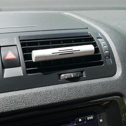 Imaginea din Osvățător auto  -  argintiu