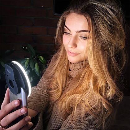 Imaginea din Lumina LED pentru selfie pe telefon mobil