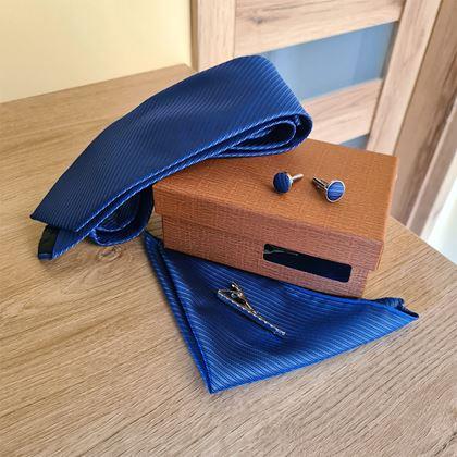 Imaginea din Set de accesorii pentru costum - albastru