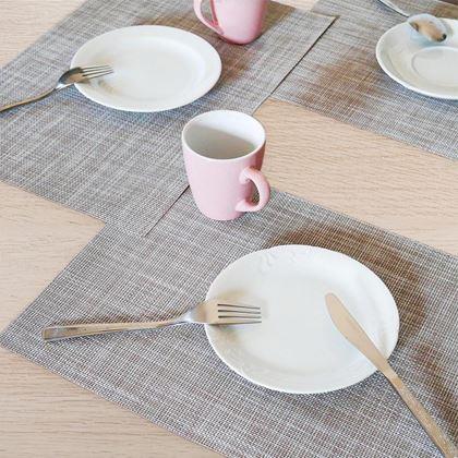 Imaginea din Suport colorat pentru masă - cremoase