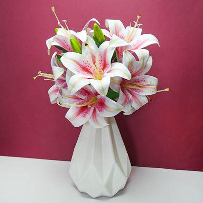Imaginea Buchet artificial de crini