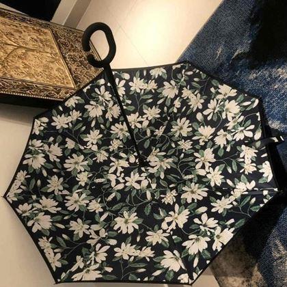 Imaginea din Umbrelă cu închidere inversă  -  flori albe