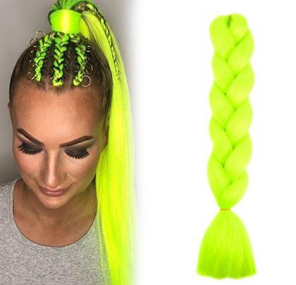 Imaginea din Coafură cu păr roșu - verde-gălbui