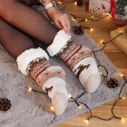 Imaginea din Șosete călduroase de Crăciun cu blană  - model norvegian