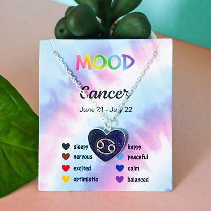 Imaginea din Lanț cu emoții ale zodiilor - cancer