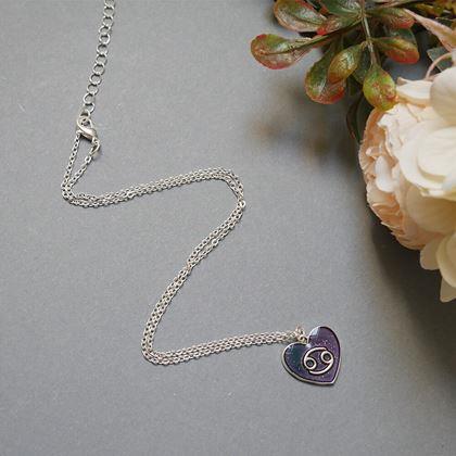 Imaginea din Lanț cu emoții ale zodiilor - cancer