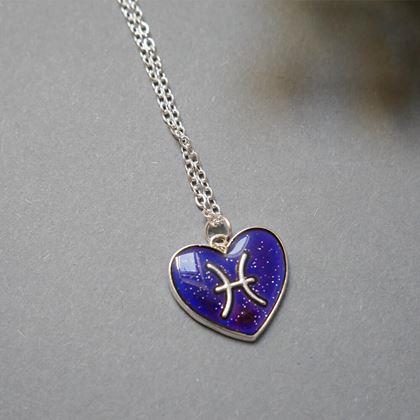 Imaginea din Lanț cu emoții ale zodiilor - pești