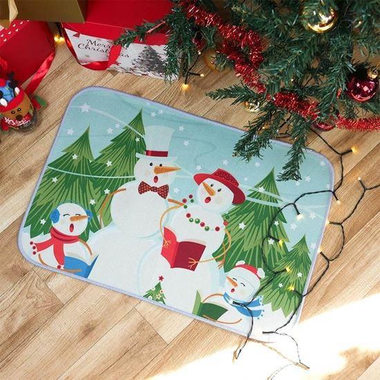 Imaginea din Roșcovă de Crăciun  - oameni de zăpadă