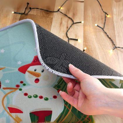 Imaginea din Roșcovă de Crăciun  - oameni de zăpadă