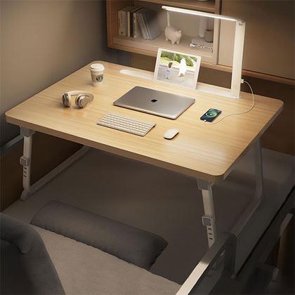 Imaginea din Măsuță extensibilă pentru laptop cu lampă USB