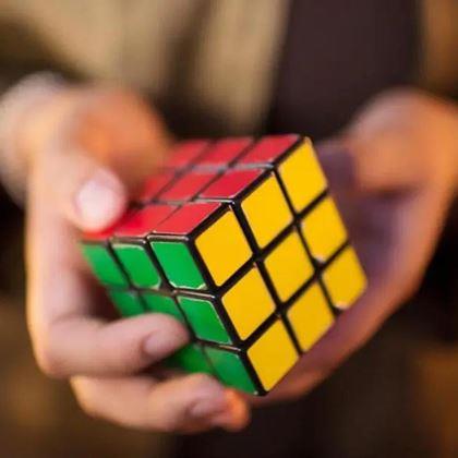 Imaginea din Cubul Rubik