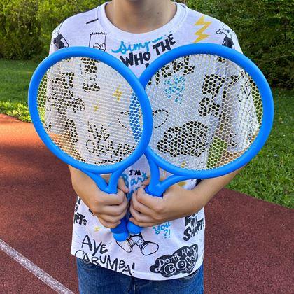 Imaginea din Set de badminton pentru copii – rachete, minge, fluturaș