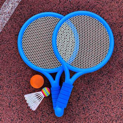 Imaginea din Set de badminton pentru copii – rachete, minge, fluturaș