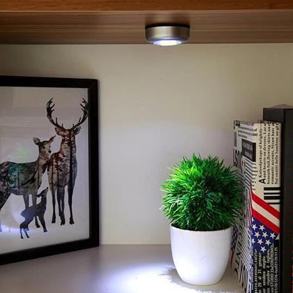 Imaginea din Lampă autoadezivă cu 3 LED-uri argintie