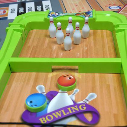 Imaginea din Set de jocuri sportive de masă 6-în-1 – fotbal, baschet, curling, curse, popice, bowling