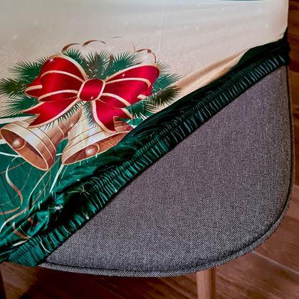 Imaginea din Huse pentru scaune cu motive de Crăciun  - eleganță de Crăciun verde și aurie