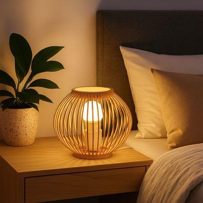 Imaginea din Lampă de masă din bambus cu bec LED