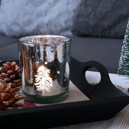 Imaginea din Sfeșnic de Crăciun din sticlă pentru lumânare tip pastilă -  pădure iarnă