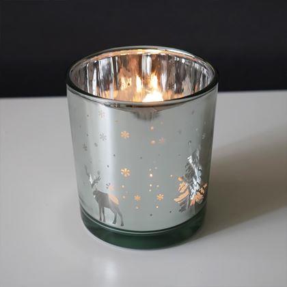 Imaginea din Sfeșnic de Crăciun din sticlă pentru lumânare tip pastilă -  pădure iarnă