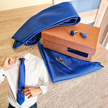 Imaginea din Set de accesorii pentru costum - albastru