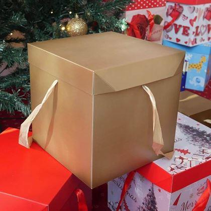 Imaginea din Cutie de cadou 22 cm  -  roșie