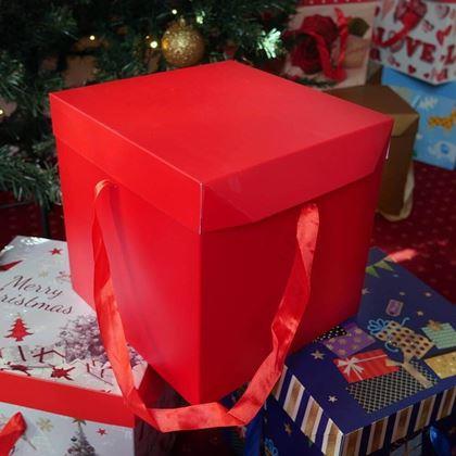 Imaginea din Cutie de cadou 22 cm  -  roșie