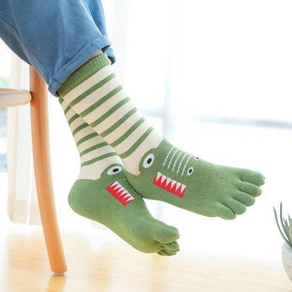Imaginea din Șosete pentru copii cu degete - măr. 15-19 cm - crocodil