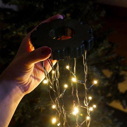 Imaginea din Iluminat LED de Crăciun cu telecomandă – fără încurcături, cu distribuție uniformă a luminițelor